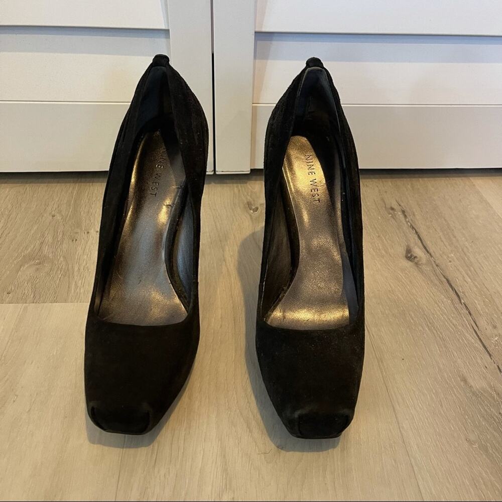 Nine West Black Suede Shoes in great condition!
